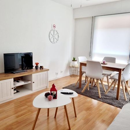 Acogedor, Con Garaje, Centrico. Apartment Vigo Exterior foto